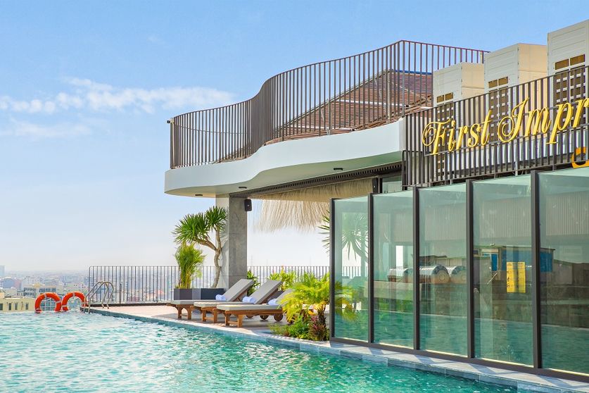 Ảnh Khách Sạn Golden Lotus Grand Ảnh Khách Sạn Golden Lotus Grand