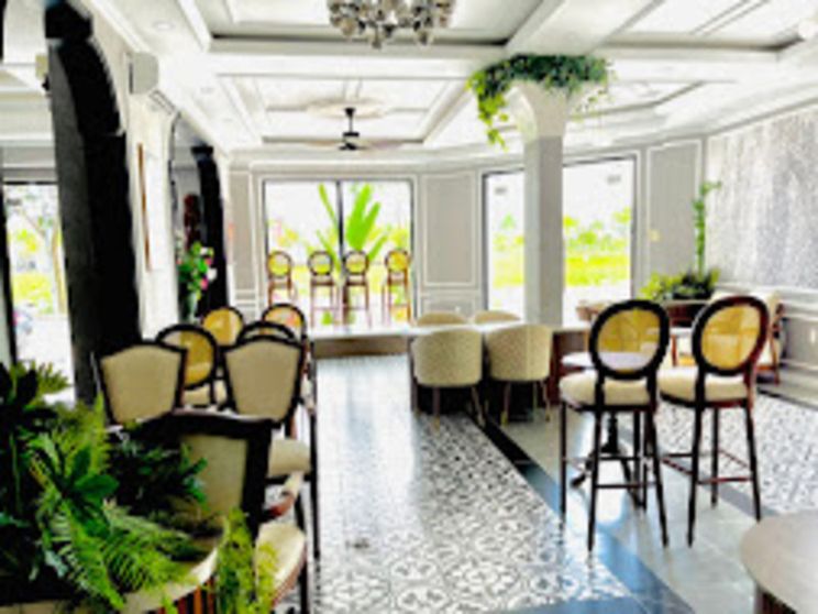 Ảnh Khách Sạn The One Hotel 2