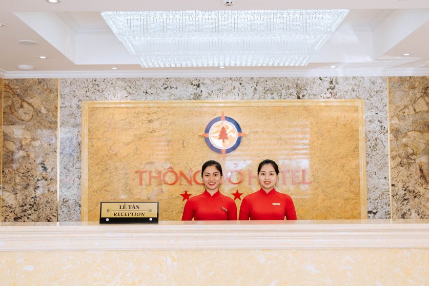 Ảnh Khách Sạn Thông Đỏ