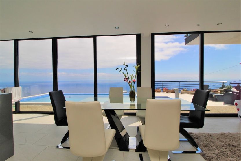 Ảnh Plaza Villa with Private Pool Ảnh Plaza Villa with Private Pool