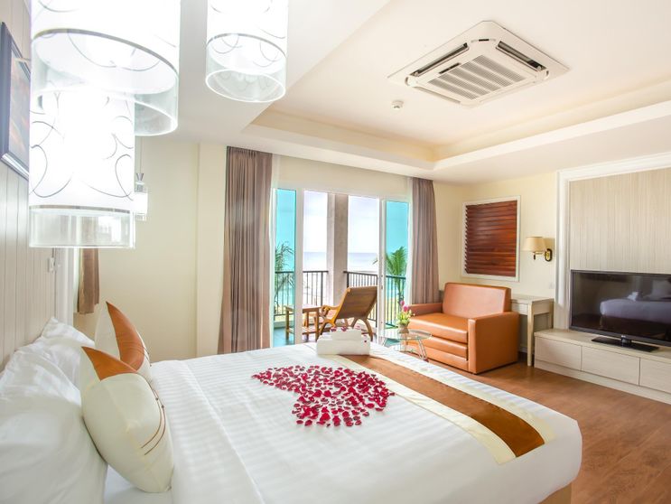 Ảnh Saint Tropez Beach Resort Hotel