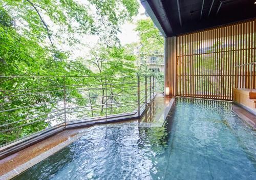 Ảnh Zazan Minakami