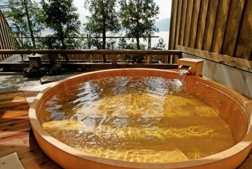 Ảnh Shikotsuko Onsen Lake Side Villa SUIMEIKAKU-Adult Only