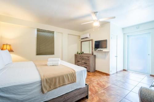 Ảnh West Coast Inn's