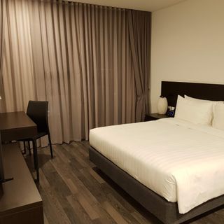 Ảnh người dùng đánh giá Khách Sạn Somerset West Point Hà Nội Ảnh người dùng đánh giá Khách Sạn Somerset West Point Hà Nội
