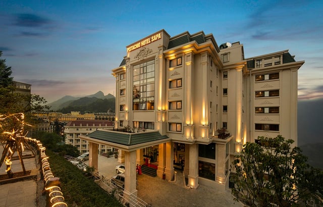 Ảnh Hoàng Gia Hotel