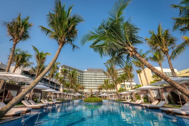 Ảnh Shilla Monogram Danang