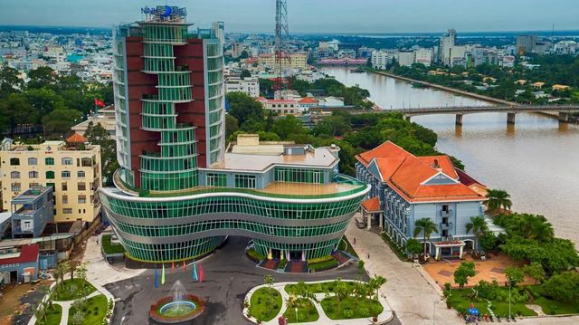Ảnh Khách sạn Ninh Kiều Riverside