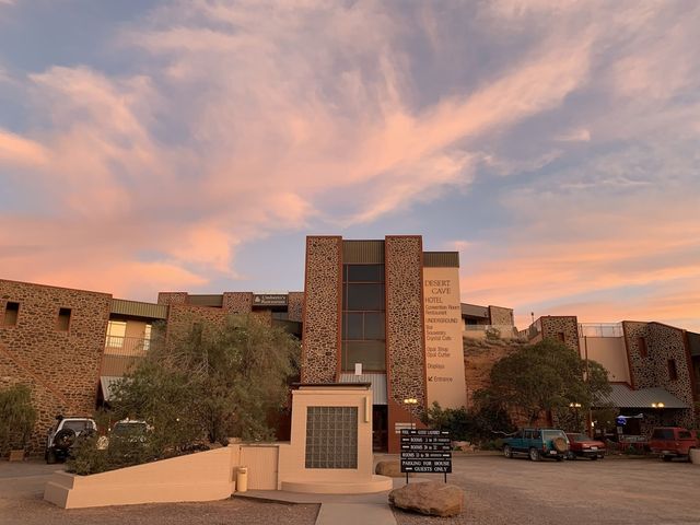 Ảnh Desert Cave Hotel