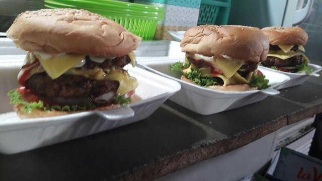 Ảnh MR Burger