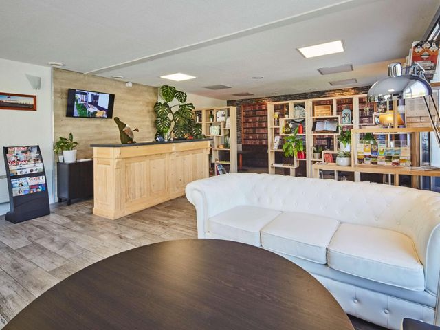 Ảnh Kyriad Lisieux