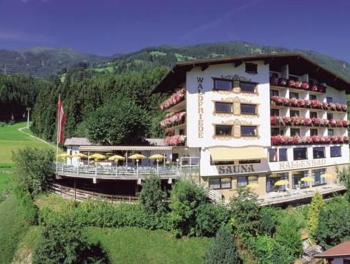 Ảnh Hotel Waldfriede - Der Logenplatz im Zillertal