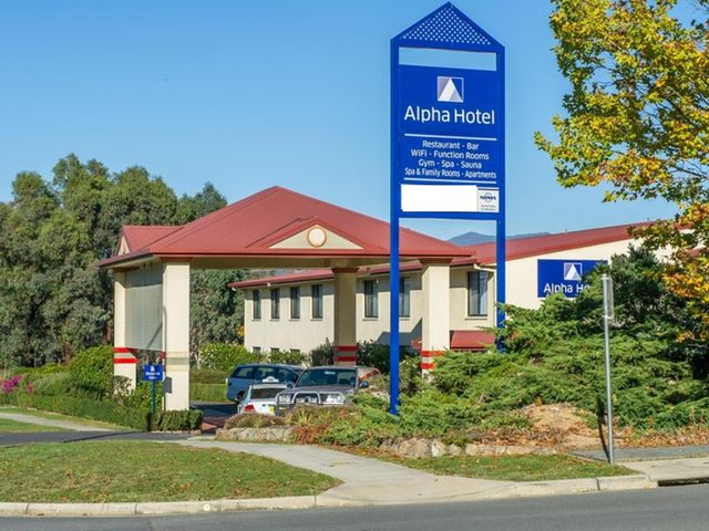 Ảnh Alpha Hotel Canberra