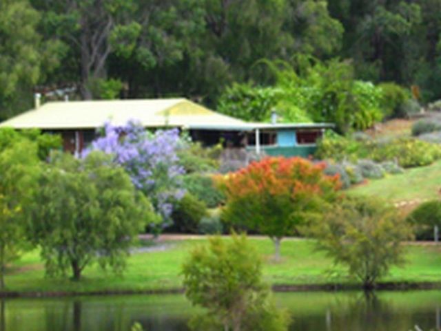 Ảnh Pemberton Lake View Chalets