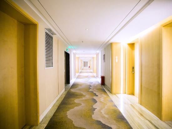 Ảnh Time Warner Hotel