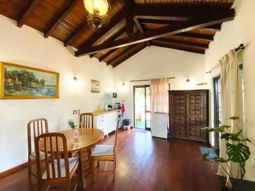 Ảnh Poolside Wooden House