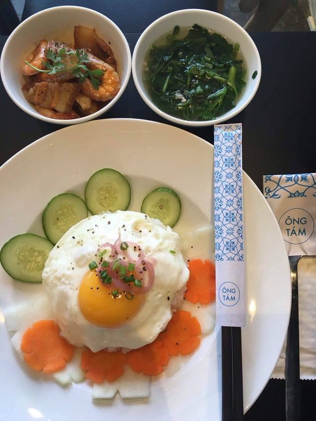 Ảnh Ông Tám