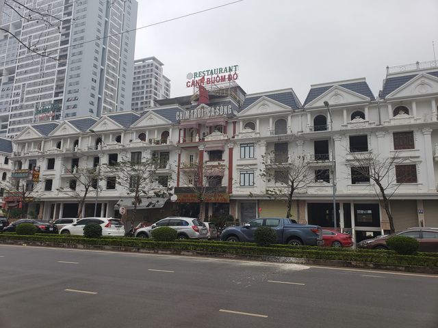 Ảnh Nhà Hàng Cánh Buồm Đỏ