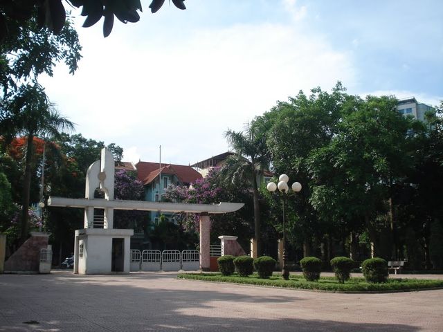 Ảnh Công viên bán đảo Linh Đàm