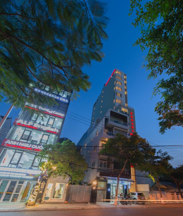 Khách Sạn Canary Nha Trang