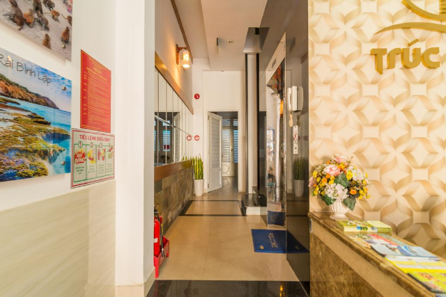 Khách sạn Trúc Hưng Nha Trang