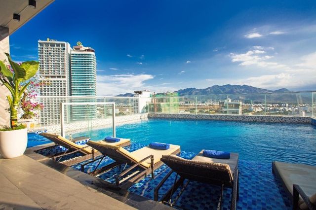 Khách sạn Le’s Cham Nha Trang