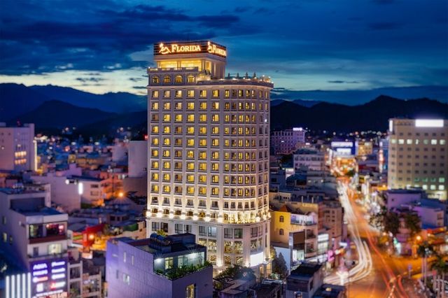 Khách sạn Florida Nha Trang