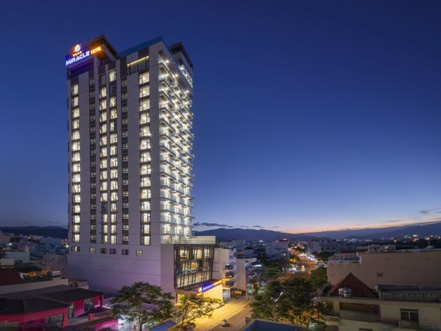 Khách sạn Miracle Luxury Nha Trang