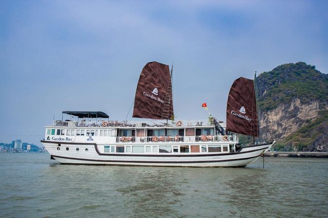 Ảnh Garden Bay Luxury Cruise