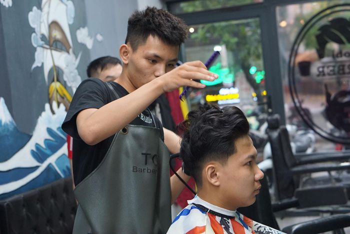 Ảnh 2 của Tobi Barber House