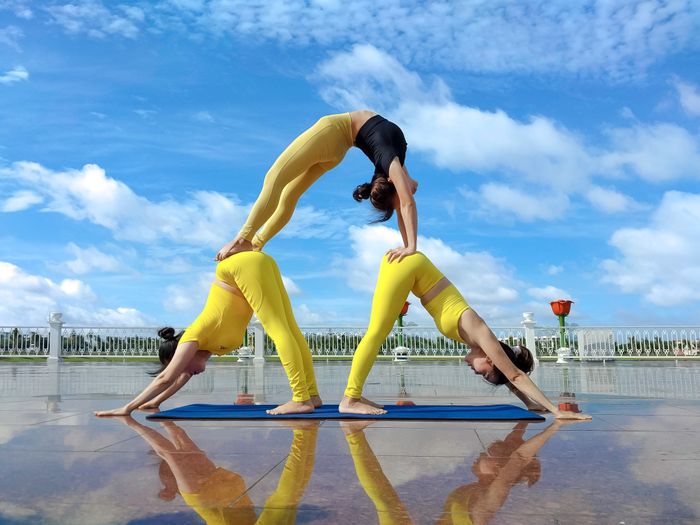 Trải nghiệm yoga chuyên nghiệp tại Starfit Thủ Đức