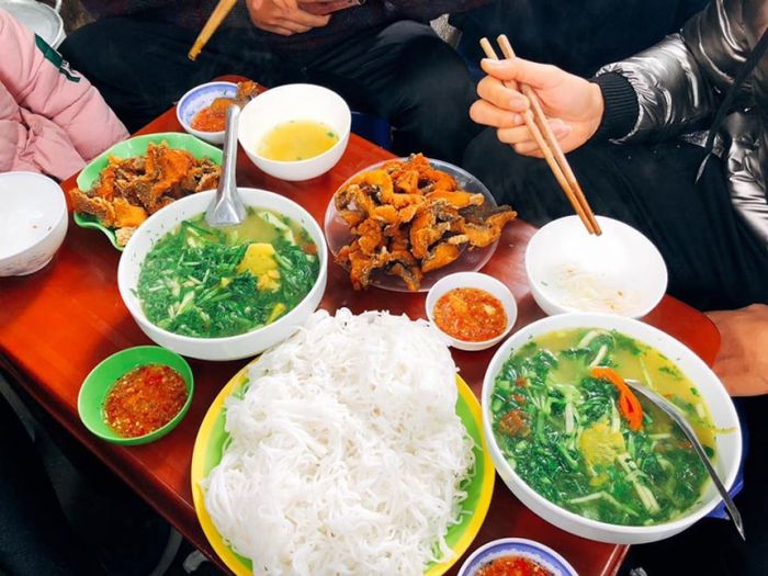 Bún Cá Chấm Gốc Đa - Hình 1