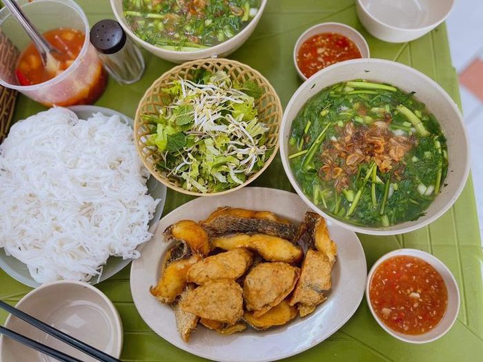 Bún Cá Chấm Gốc Đa Sơn Tây - Hình 1