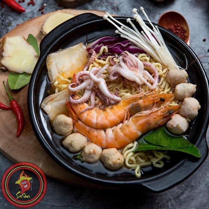 Hình ảnh mì cay Sasin 1