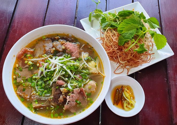 Ảnh 1 của Bún Bò Huế Vân Cù Quán