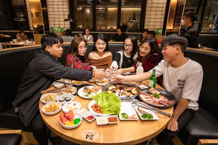 Không gian ẩm thực tại King BBQ Buffet Đà Lạt - Ảnh 2