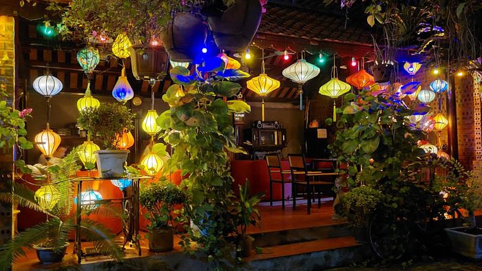 Hình ảnh Cafe Kẻ Gám - 2