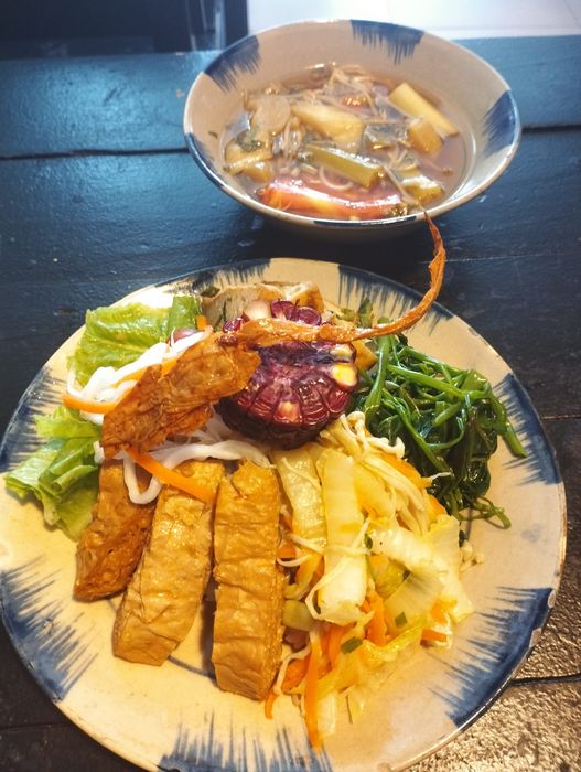 Không gian ấm cúng tại Hương Sen