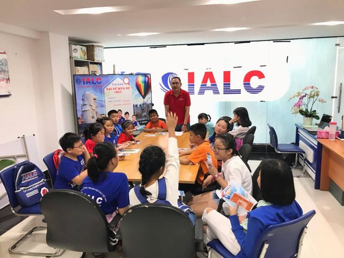 Hình ảnh Trung tâm Anh ngữ Quốc tế