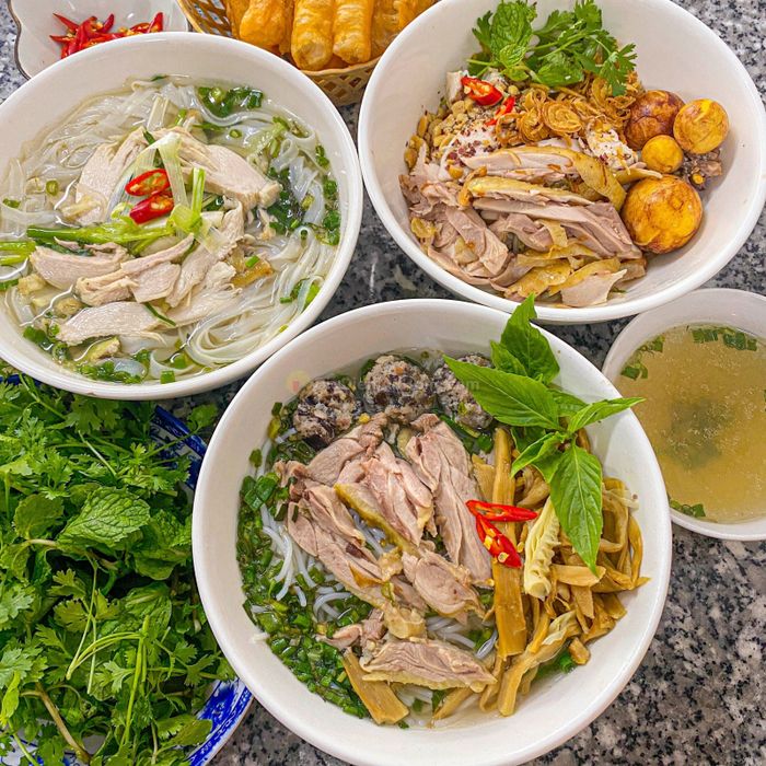 Hình ảnh 1 của Phở Gà 233 Ngô Gia Tự