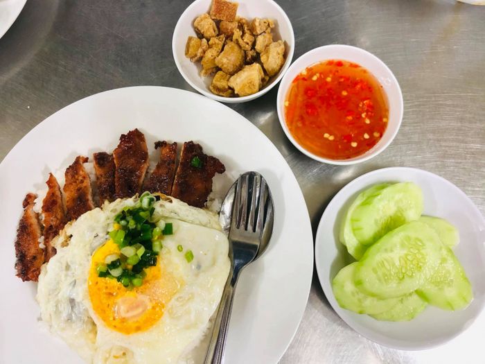 Hình ảnh Cơm Tấm Hằng 1