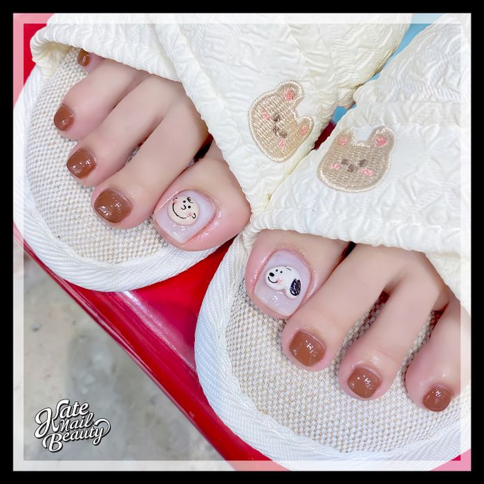 Không gian sang trọng và những tác phẩm nail tại Kate Nail Beauty