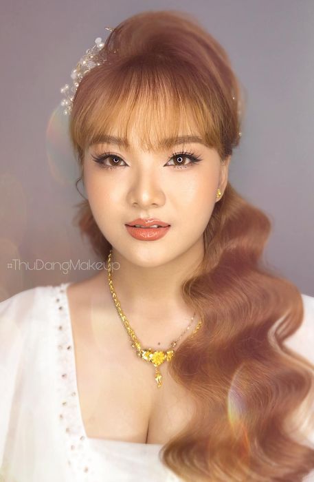 Hình ảnh Thư Đặng Makeup 1