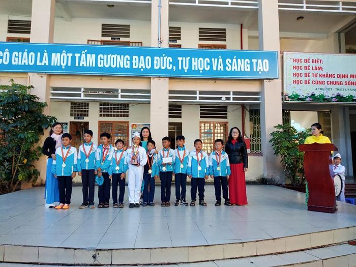 Trường Tiểu học Nam Thiên - Hình ảnh 1