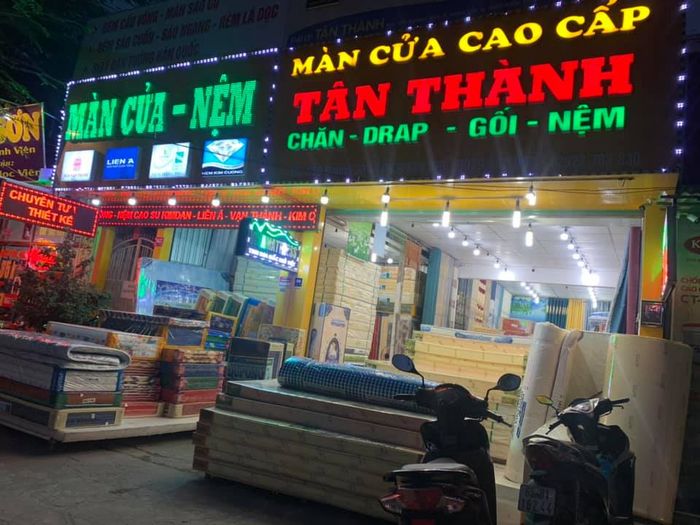Không gian trưng bày rèm cửa đa dạng tại Tân Thành - Hình ảnh 2
