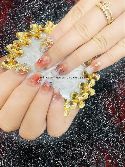 Tác phẩm nghệ thuật móng tại Mỹ Ngân Nails - Ảnh 1