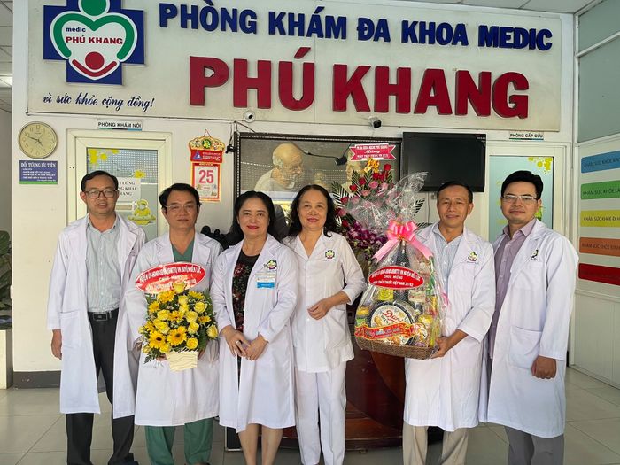 Không gian khám chữa bệnh hiện đại tại Medic Phú Khang