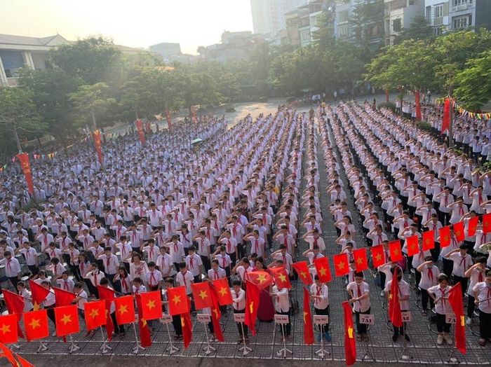 Góc nhìn toàn diện về không gian xanh mát của Trường THCS Trần Đăng Ninh