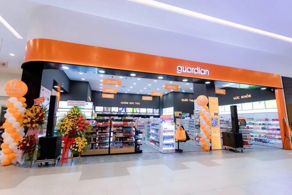 Bộ sưu tập sản phẩm đa dạng tại Guardian Vietnam