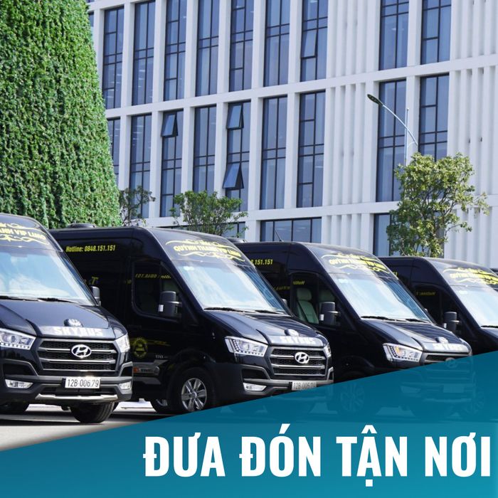 Quynh Thanh Vip Limousine image 1